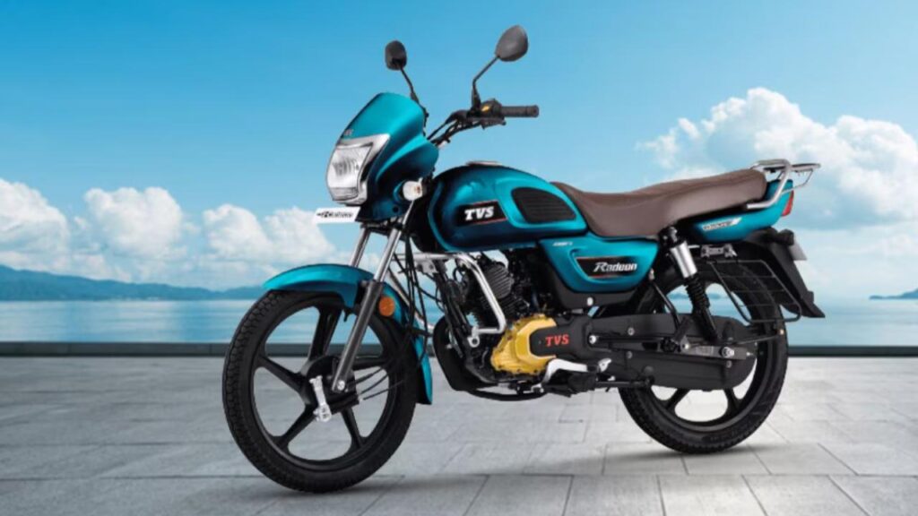 Splendor से 10,000 सस्ती! Bullet जैसा टशन और 60KM का माइलेज; मिडिल क्लास के लिए मार्केट में आई ये 3 नई बाइक्स